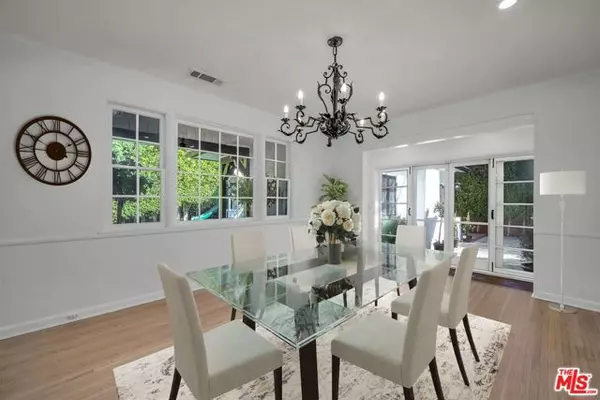 Beverly Hills, CA 90210,629 N Rexford Drive