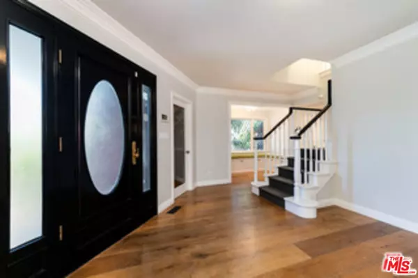 Studio City (los Angeles), CA 91604,3336 Wrightwood Drive