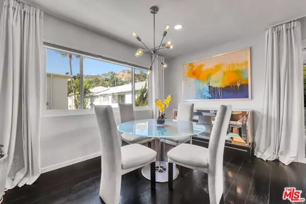 Los Angeles, CA 90046,7949 Selma Avenue #21