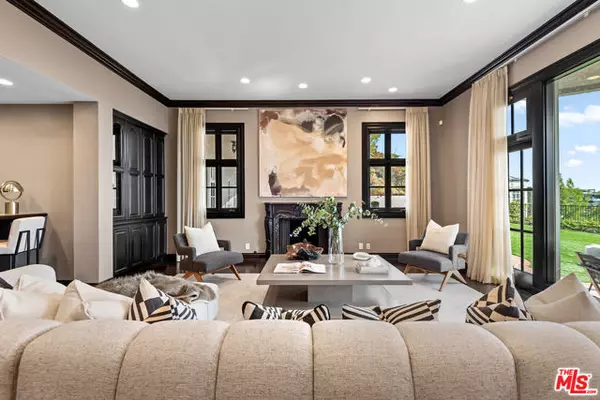 Beverly Hills, CA 90210,1151 N Hillcrest Road