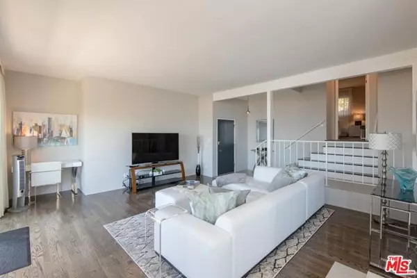 Malibu, CA 90265,18065 Coastline Drive #1