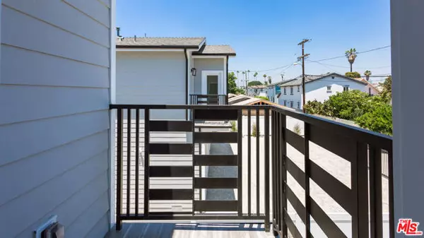 Los Angeles, CA 90037,3946 S. Budlong Avenue #1/2