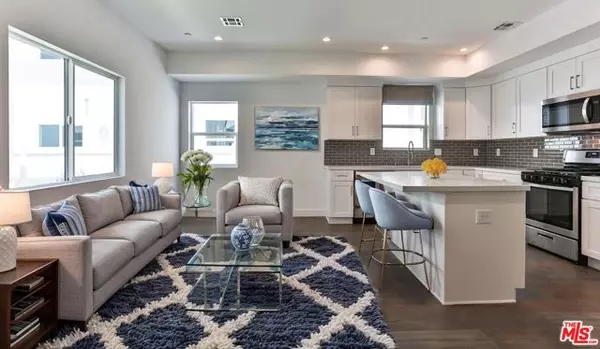 3946 S. Budlong Avenue #1/2, Los Angeles, CA 90037