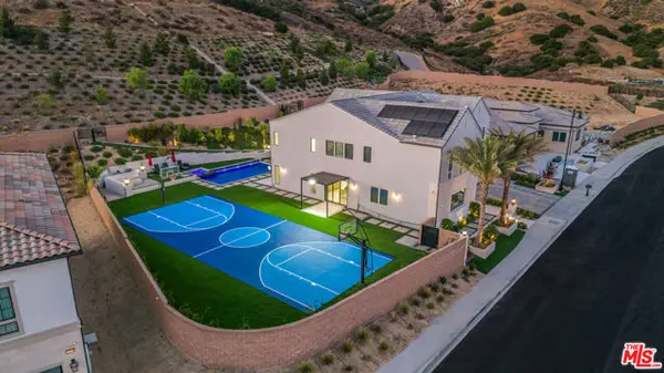 Porter Ranch (los Angeles), CA 91326,12553 N Ridgeline Road