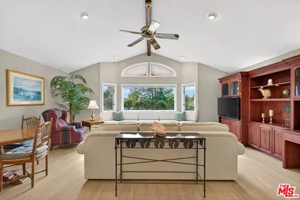 West Hills (los Angeles), CA 91304,23512 Community Street