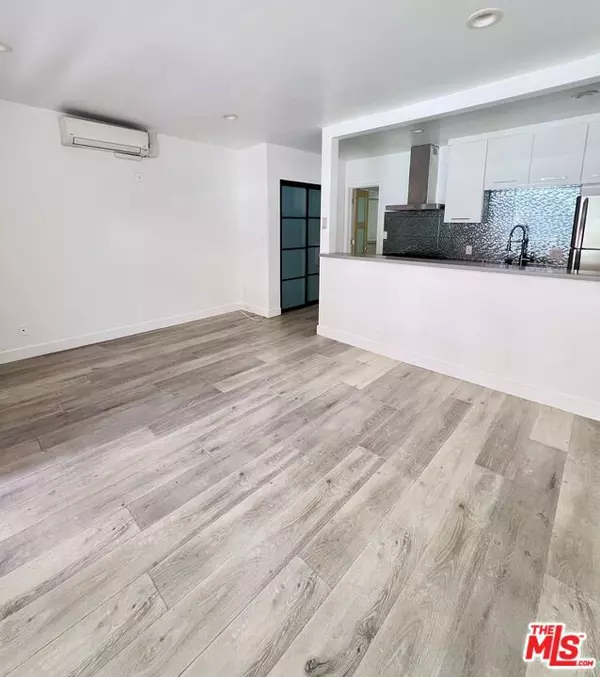 1757 N Kingsley Drive #213, Los Angeles, CA 90027