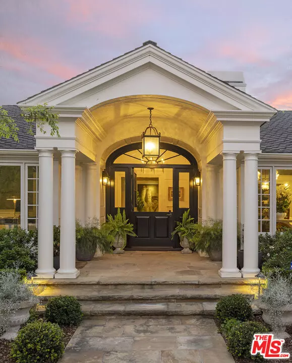 2760 Sycamore Canyon Road, Santa Barbara, CA 93108