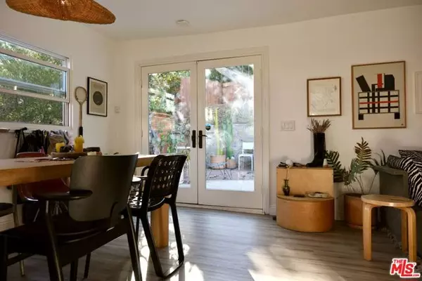 Los Angeles, CA 90065,466 Wren Drive