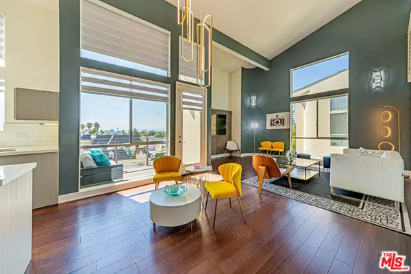 600 S Ridgeley Drive #1, Los Angeles, CA 90036