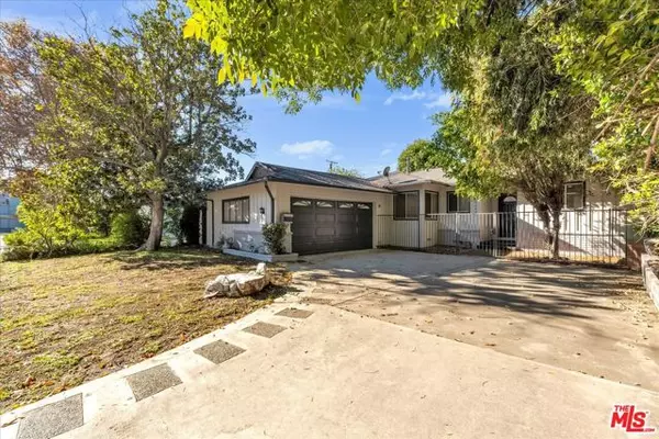 6649 Whitman Avenue, Los Angeles, CA 91406