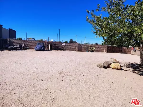 Hesperia, CA 92345,8178 Kingston Avenue