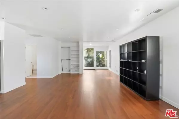 Venice (los Angeles), CA 90291,109 Dudley Avenue