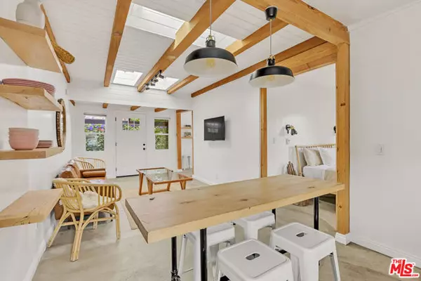 Venice (los Angeles), CA 90291,718 Vernon Avenue #A