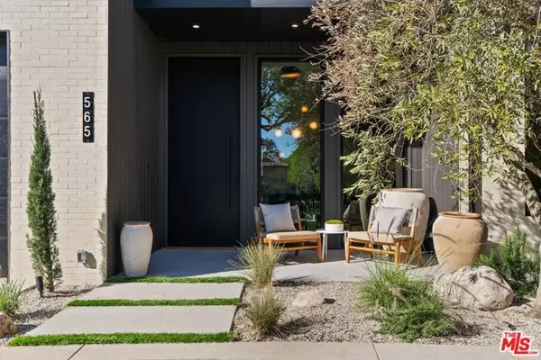 Pacific Palisades (los Angeles), CA 90272,565 Toyopa Drive