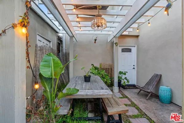 Culver City, CA 90232,4183 Commonwealth Avenue