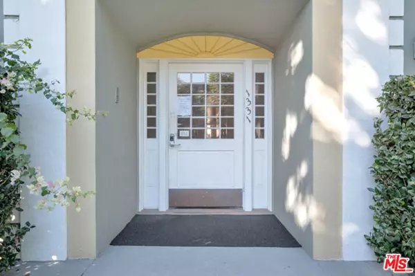 Los Angeles, CA 90046,1331 N Alta Vista Boulevard