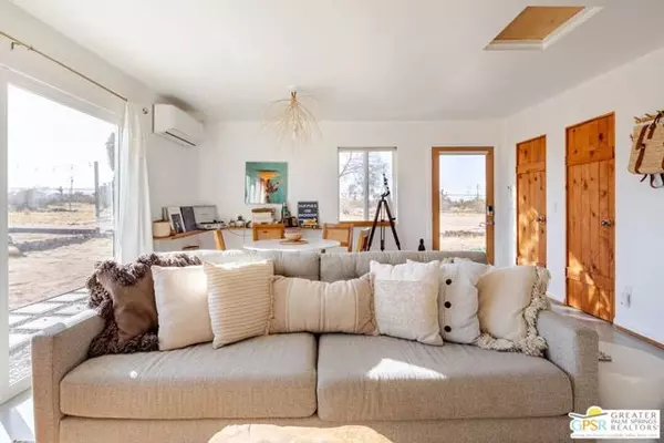 Landers, CA 92285,1616 Sunset Mesa Road