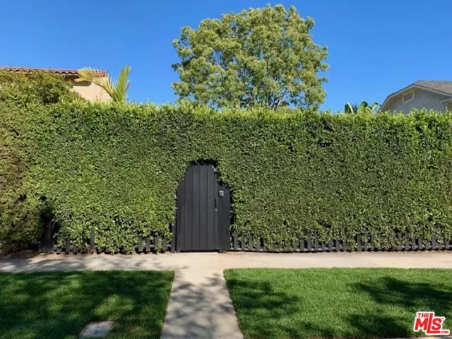 Los Angeles, CA 90019,1244 S Sycamore Avenue