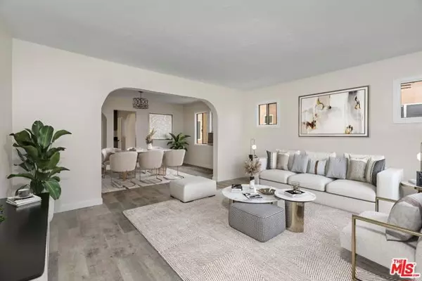 Los Angeles, CA 90016,2406 S Cochran Avenue