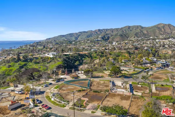 Pacific Palisades (los Angeles), CA 90272,525 Muskingum Place