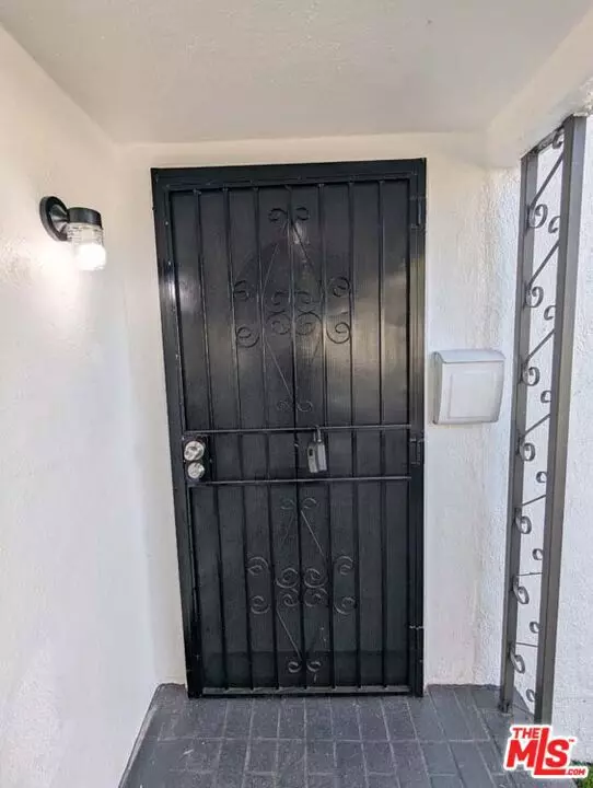 View Park, CA 90008,3966 S Victoria Avenue