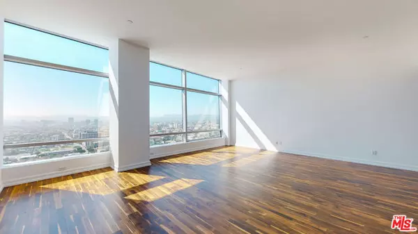 Los Angeles, CA 90015,900 W OLYMPIC Boulevard #32D