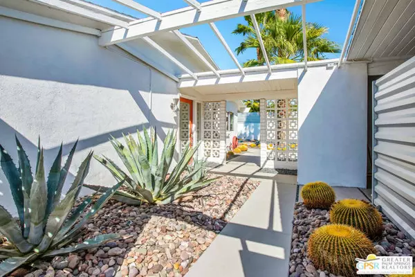 Palm Springs, CA 92262,444 E Glen Circle