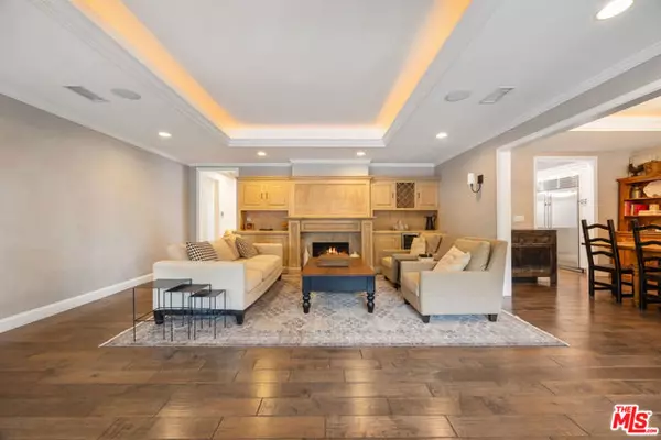 Studio City (los Angeles), CA 91604,12722 Halkirk Street