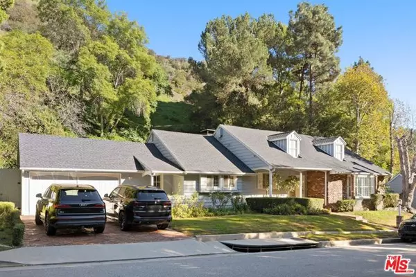 Los Angeles, CA 90077,1456 Roscomare Road