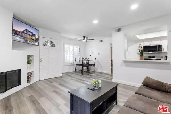 Downey, CA 90242,7316 Quill Drive #8