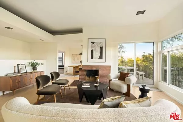 Los Angeles, CA 90039,2372 Kenilworth Avenue