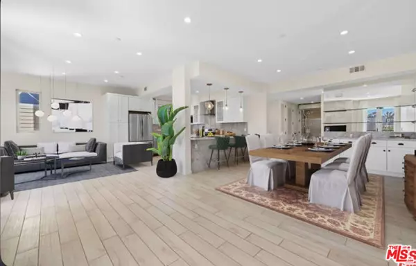 Los Angeles, CA 90025,1654 Greenfield Avenue #301