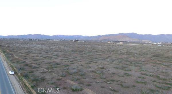 11425 Central Road, Apple Valley, CA 92307