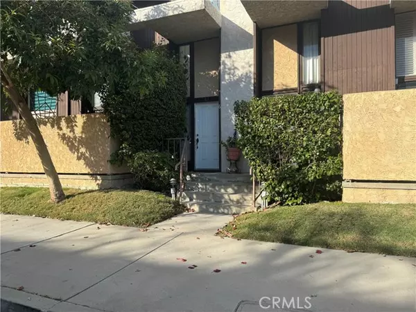 Valley Village, CA 91607,5307 Wilkinson Avenue #6A