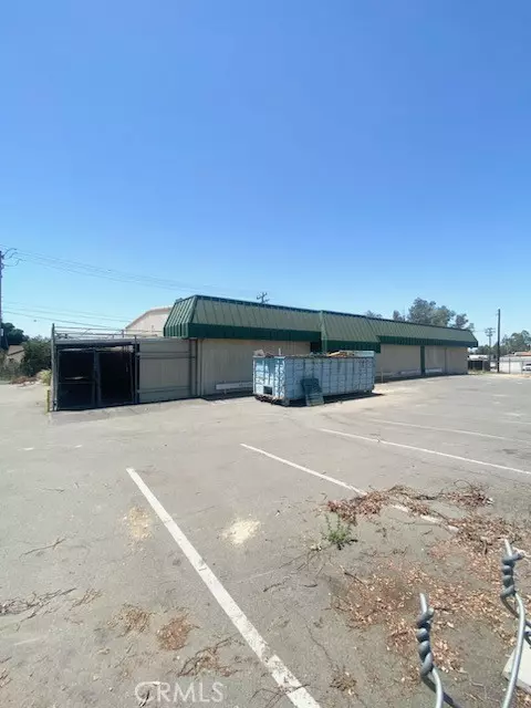 Jurupa Valley, CA 92509,8616 Limonite Avenue