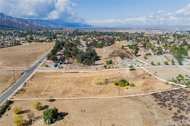 Wildomar, CA 92595,20980 Palomar Street