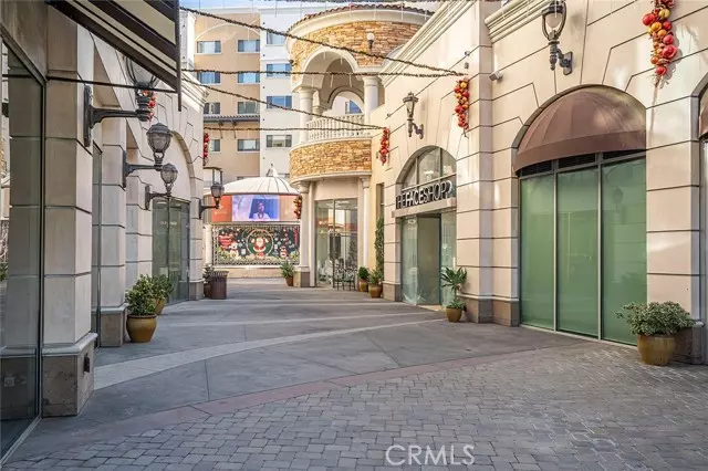 500 N Atlantic Boulevard, Monterey Park, CA 91754