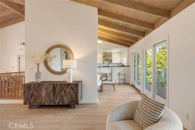 Palos Verdes Estates, CA 90274,4321 Via Azalea