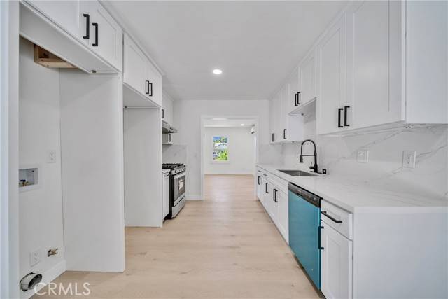 Upland, CA 91786,338 S 3rd Avenue