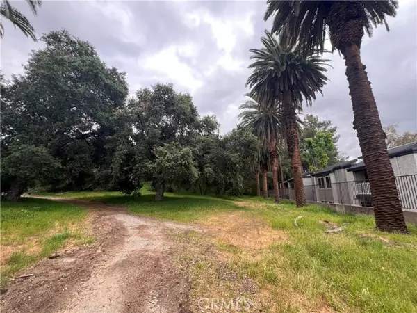 West Covina, CA 91791,28 Oak Canyon Rd