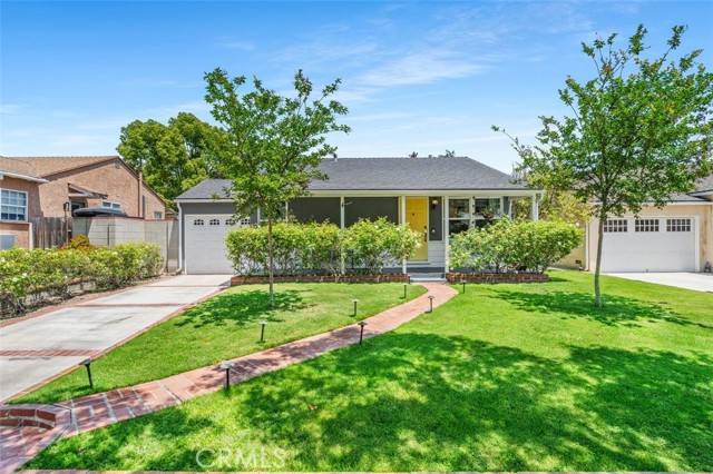 Burbank, CA 91505,1434 N Rose Street