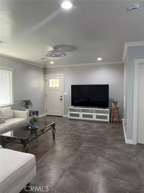 Duarte, CA 91010,1017 Oak Avenue