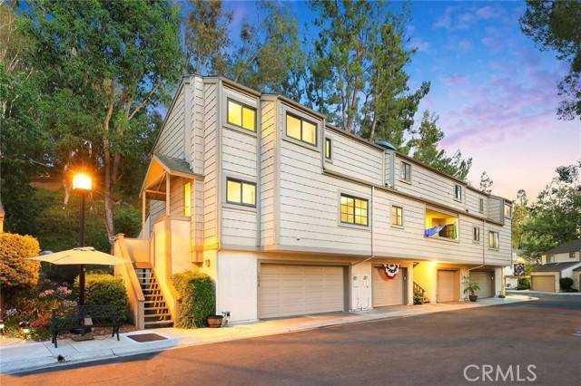 1696 Shady Brook Drive #14, Fullerton, CA 92831