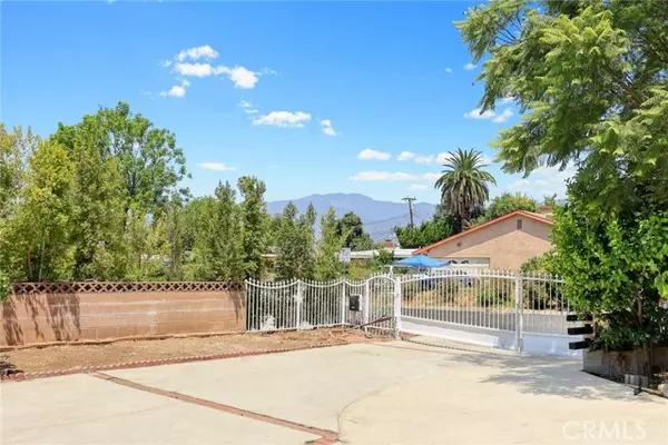 Glendora, CA 91740,802 W Bagnall Street