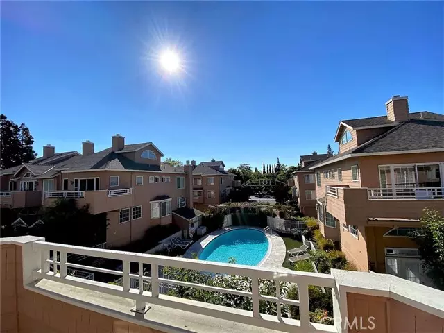 444 San Antonio Road #11A, Palo Alto, CA 94306