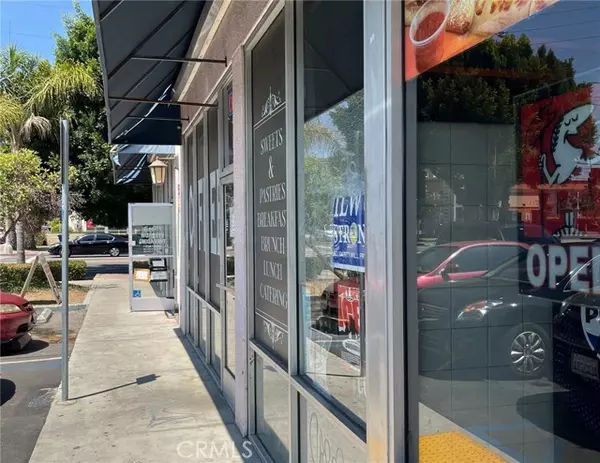 Wilmington (los Angeles), CA 90744,220 W Anaheim Street