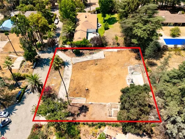 Altadena, CA 91001,1663 Gaywood Drive