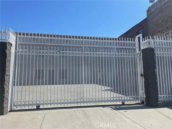 Los Angeles, CA 90007,2120 S Main Street