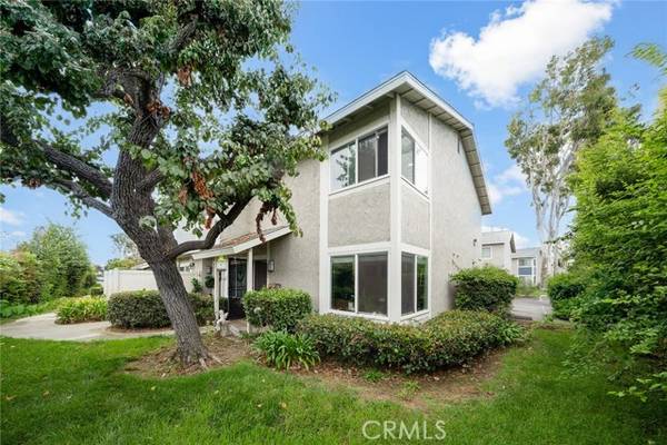 2424 S Laurelwood #143, Santa Ana, CA 92704