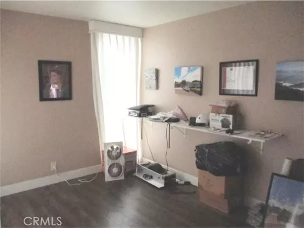 Alhambra, CA 91801,777 E Valley Blvd #123